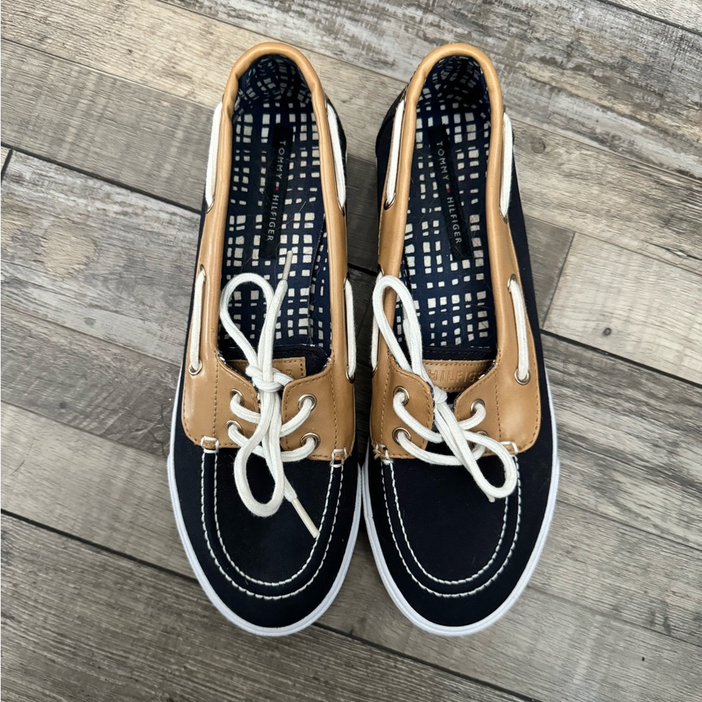 Tommy Hilfiger - Blue women’s Boat Shoes- 8M